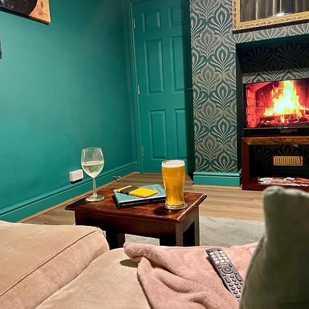 The Rose- Grd Floor, 2-5 Beds, Smarttv, Uni, Tram, M250 Fibre Apartment Нотингам Екстериор снимка
